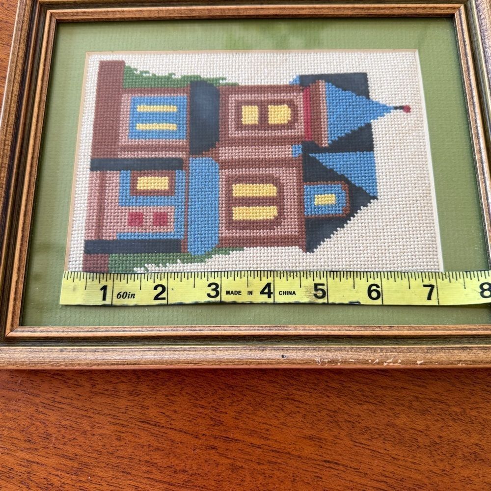 Vintage 70’s Framed Needlepoint House Art With Green Mat inside Brown Wood Frame - Picture 15 of 15
